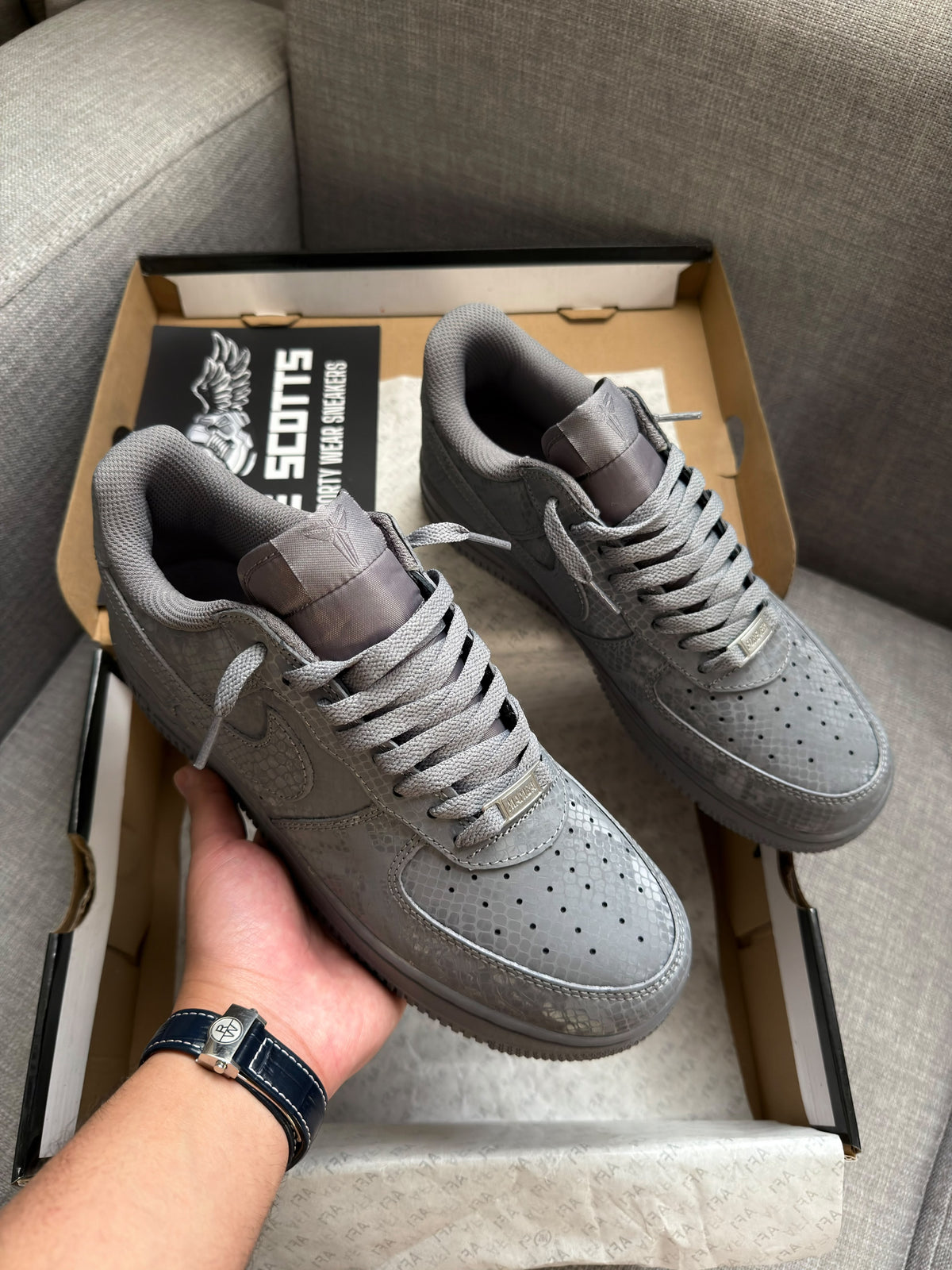 Nike Air Force x Kobe Bryant 1 Low cool grey