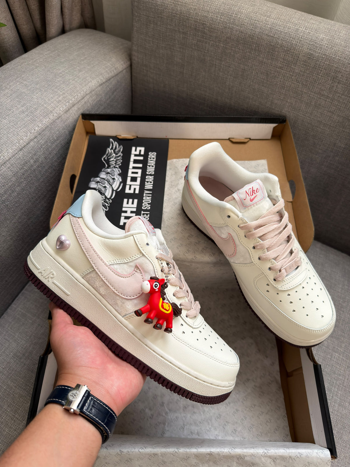 Nike Air Force 1 Valentine's Day 2