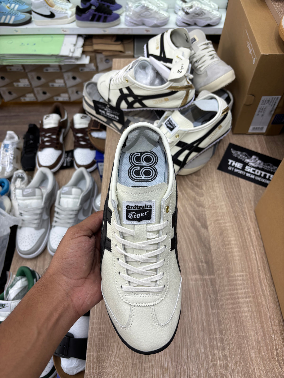 Onitsuka Tiger Mexico 66 "Cream/Black/Gold"