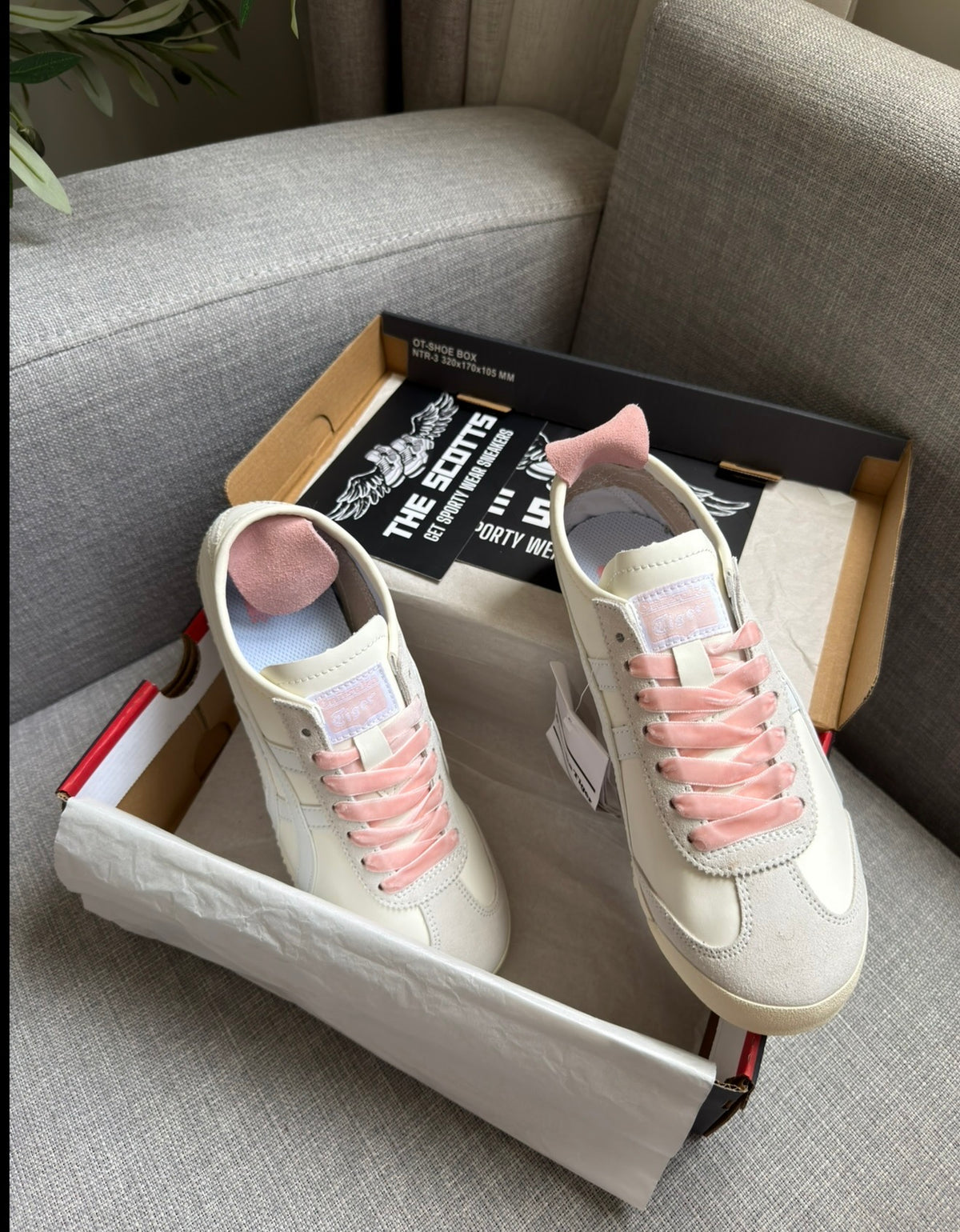 Onitsuka Tiger Mexico 66 ivory pink