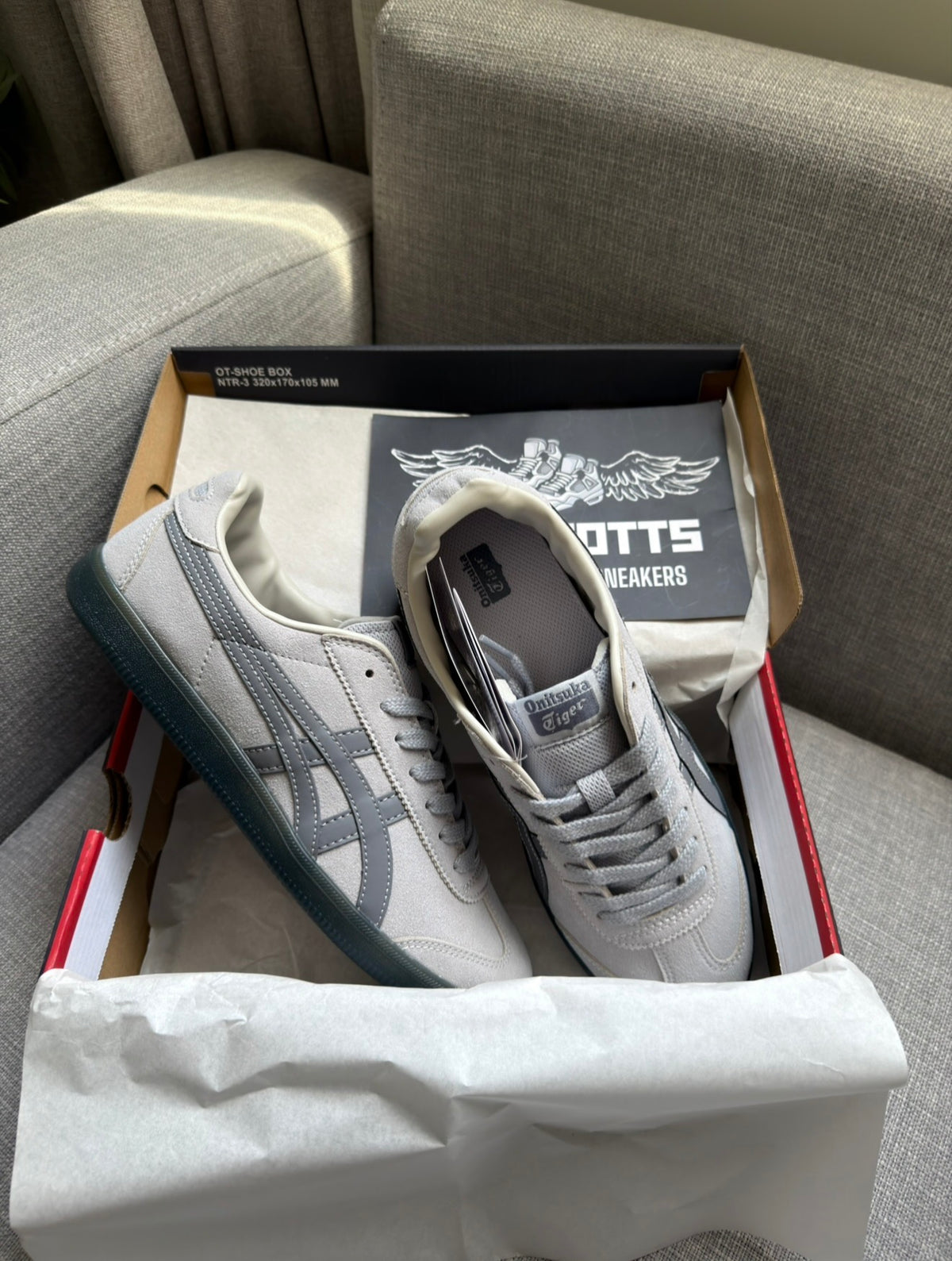 Onitsuka Tiger Tokuten "Grey"