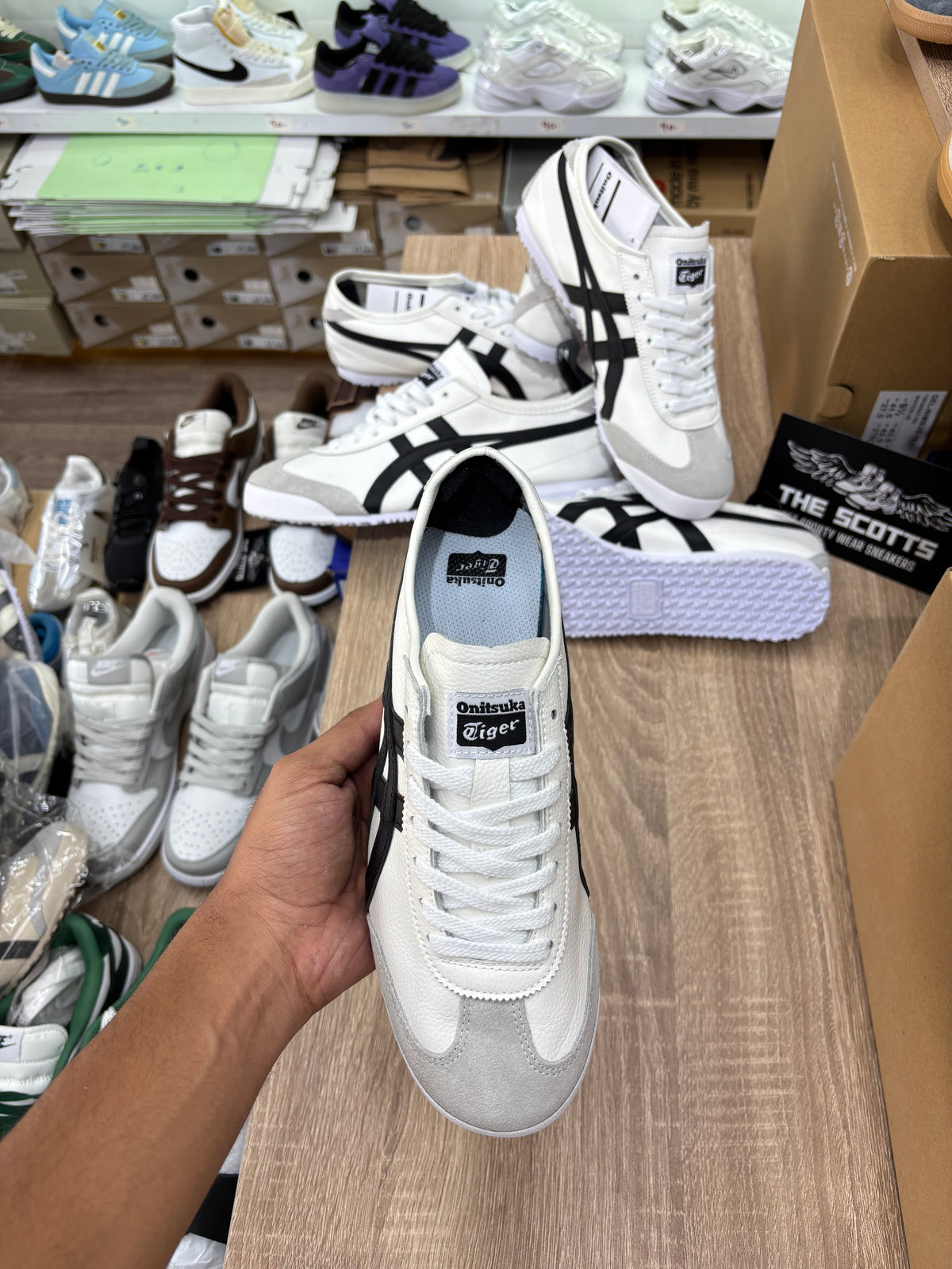 Onitsuka Tiger Mexico 66 "White/Black"