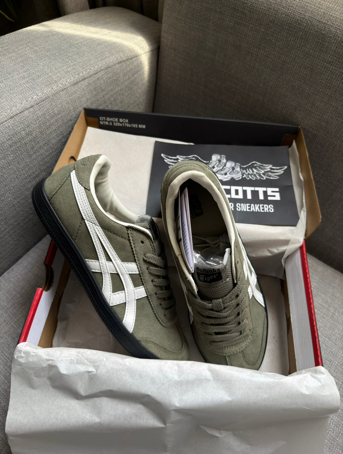 Onitsuka Tiger Tokuten "Burnt Green"