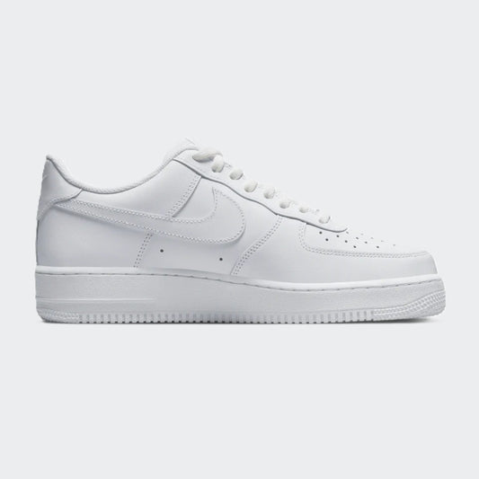 Nike air force 1 in white