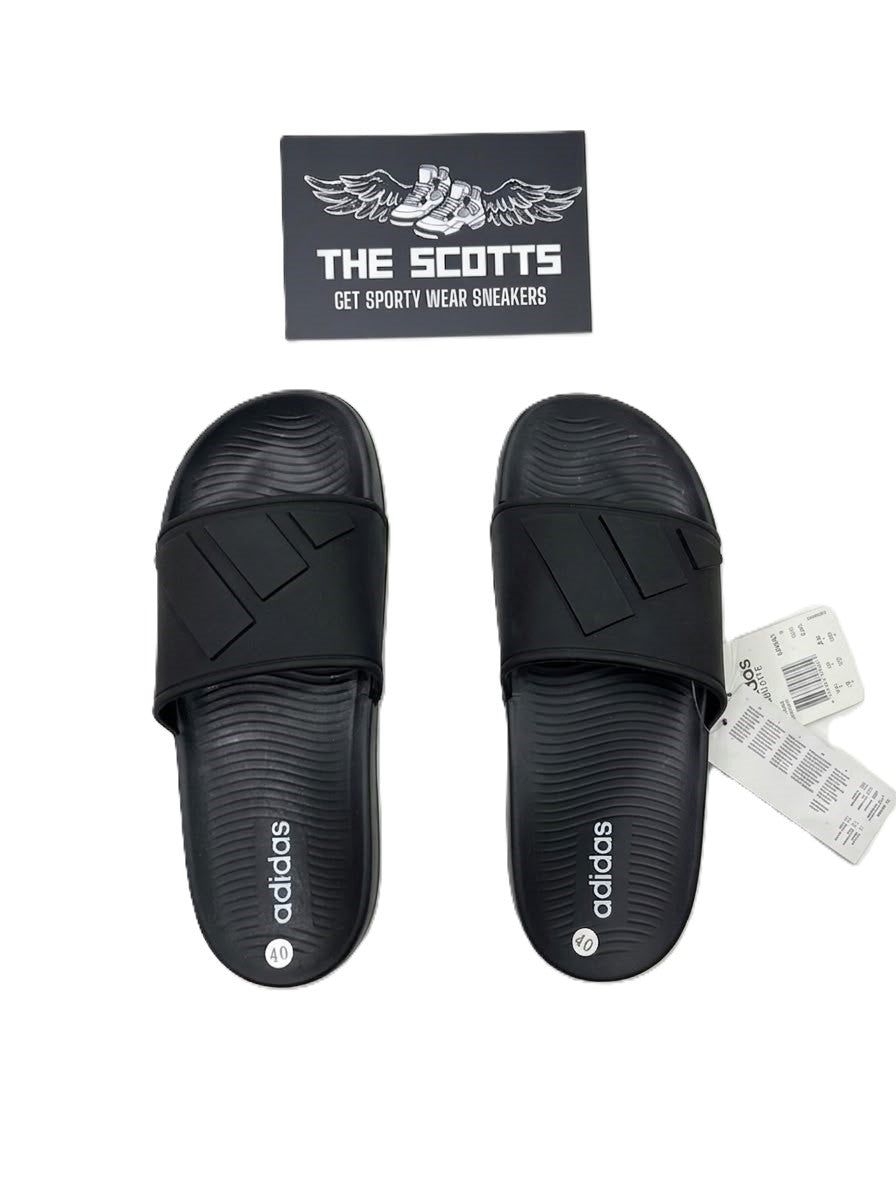 Adidas slipper full black
