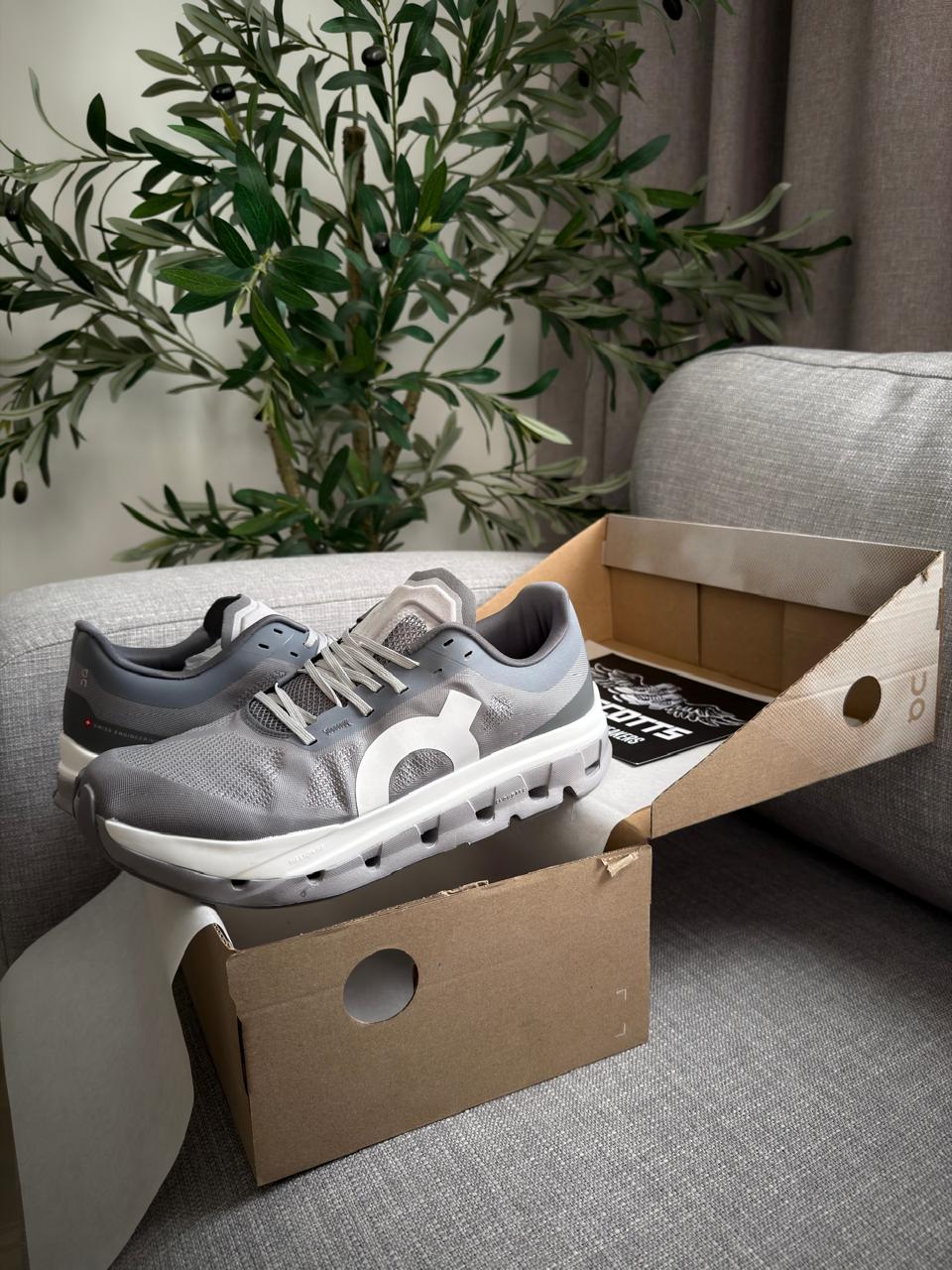 On Cloudflow 5 Alloy | Rock