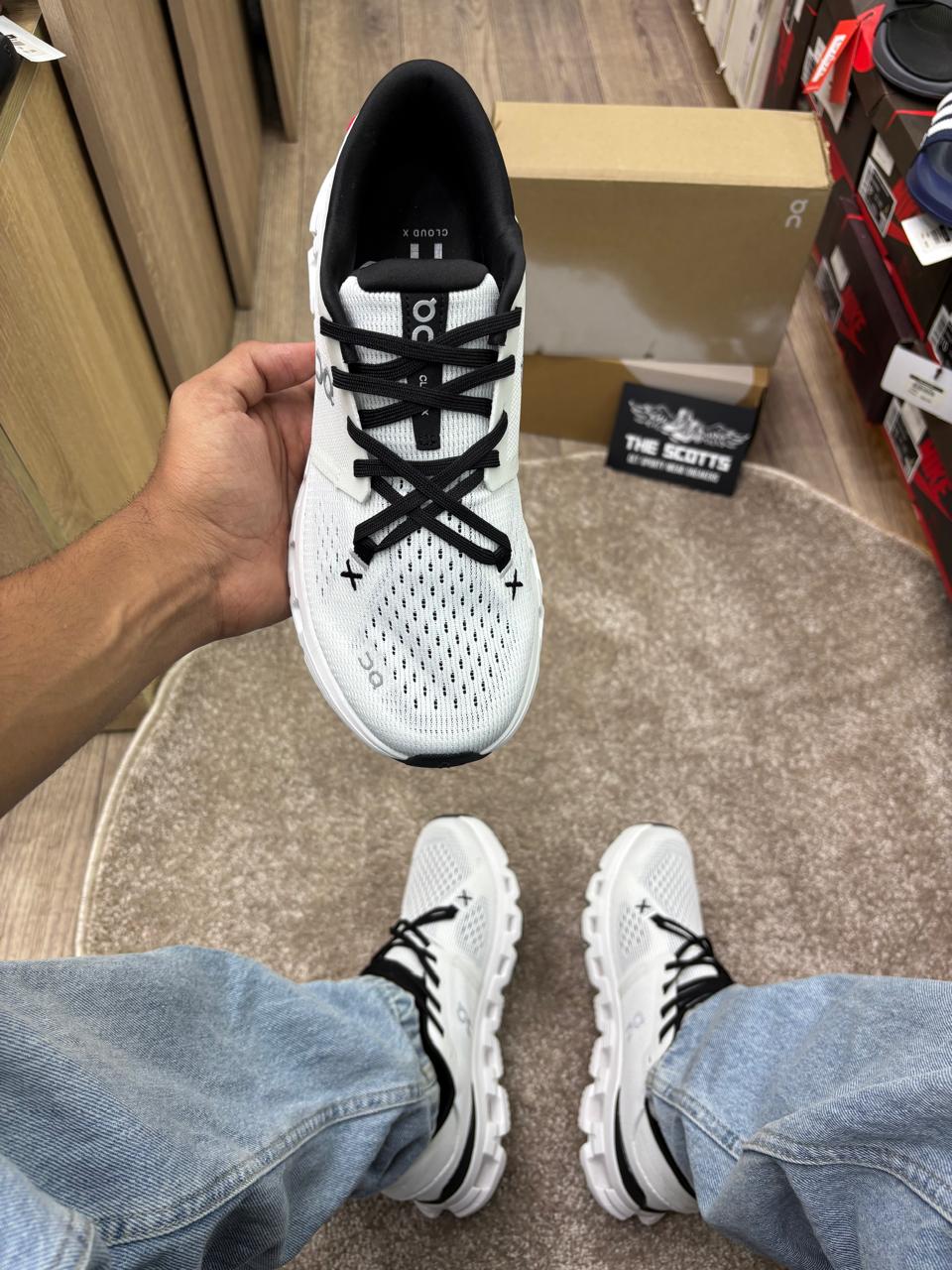 On Cloud X 4 White
