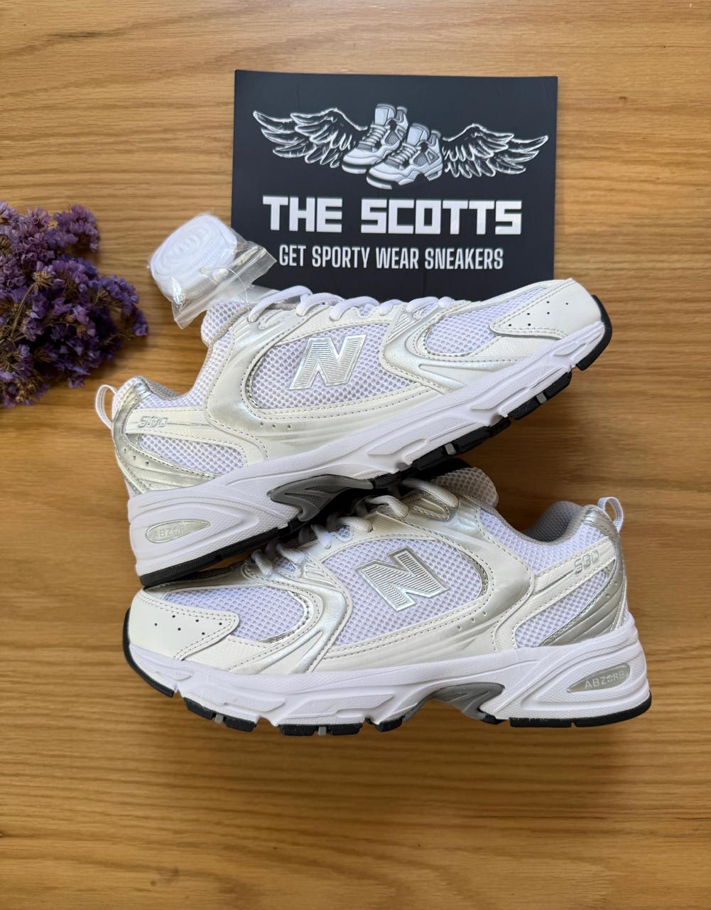 New Balance 530 white silver