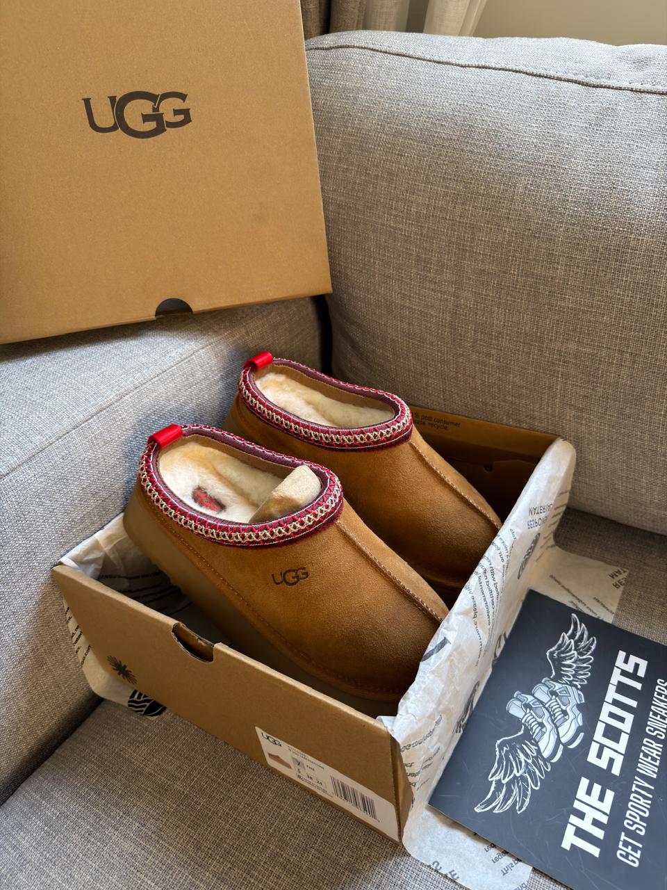 UGG Tazz I contrast-stitch
