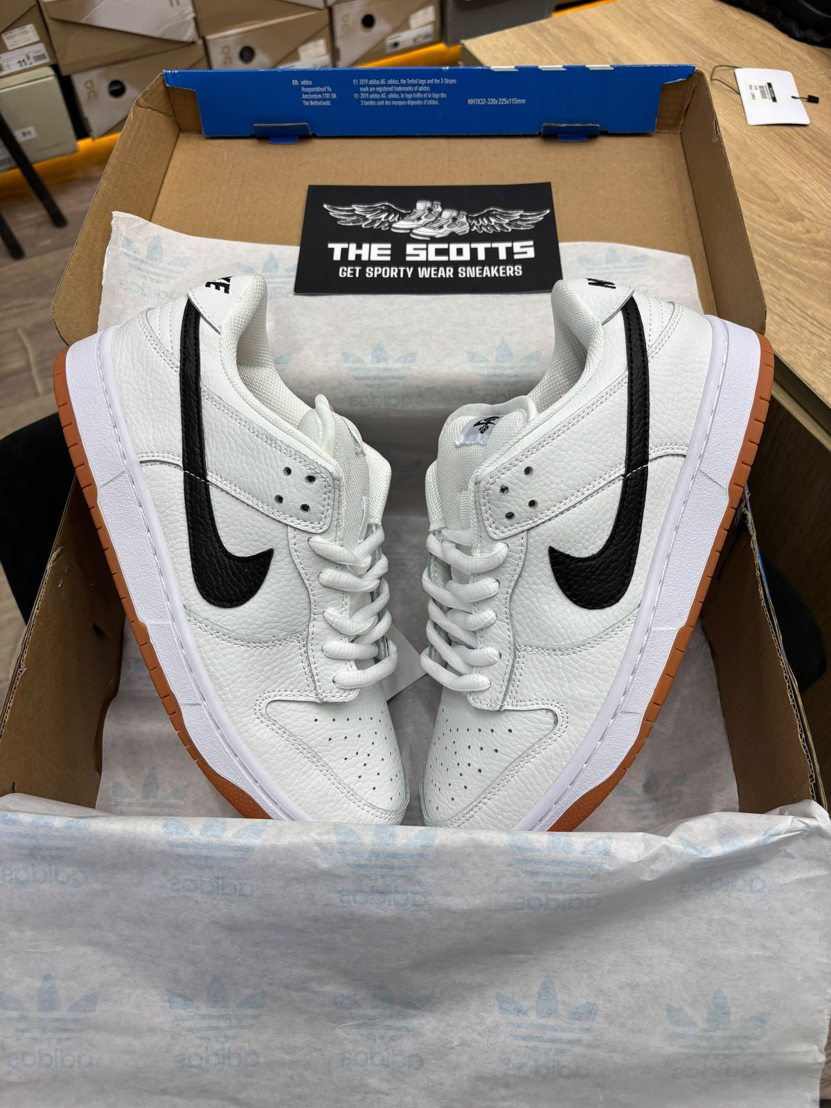 Nike SB Dunk Low "White Gum"