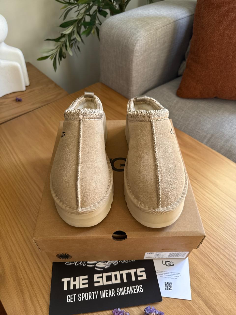 UGG Tazz slippers