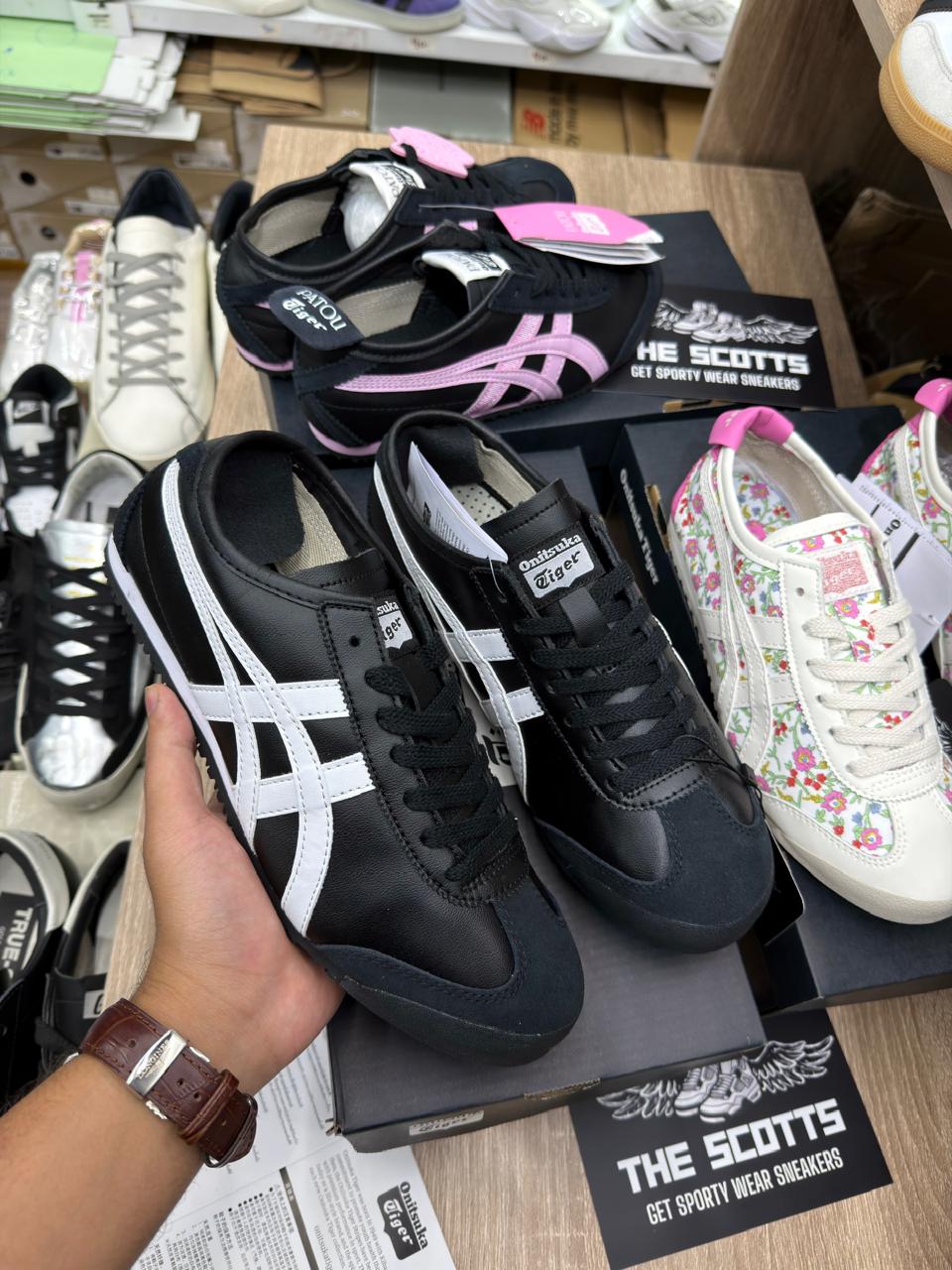 Onitsuka Tiger Mexico 66™ "Black/White"