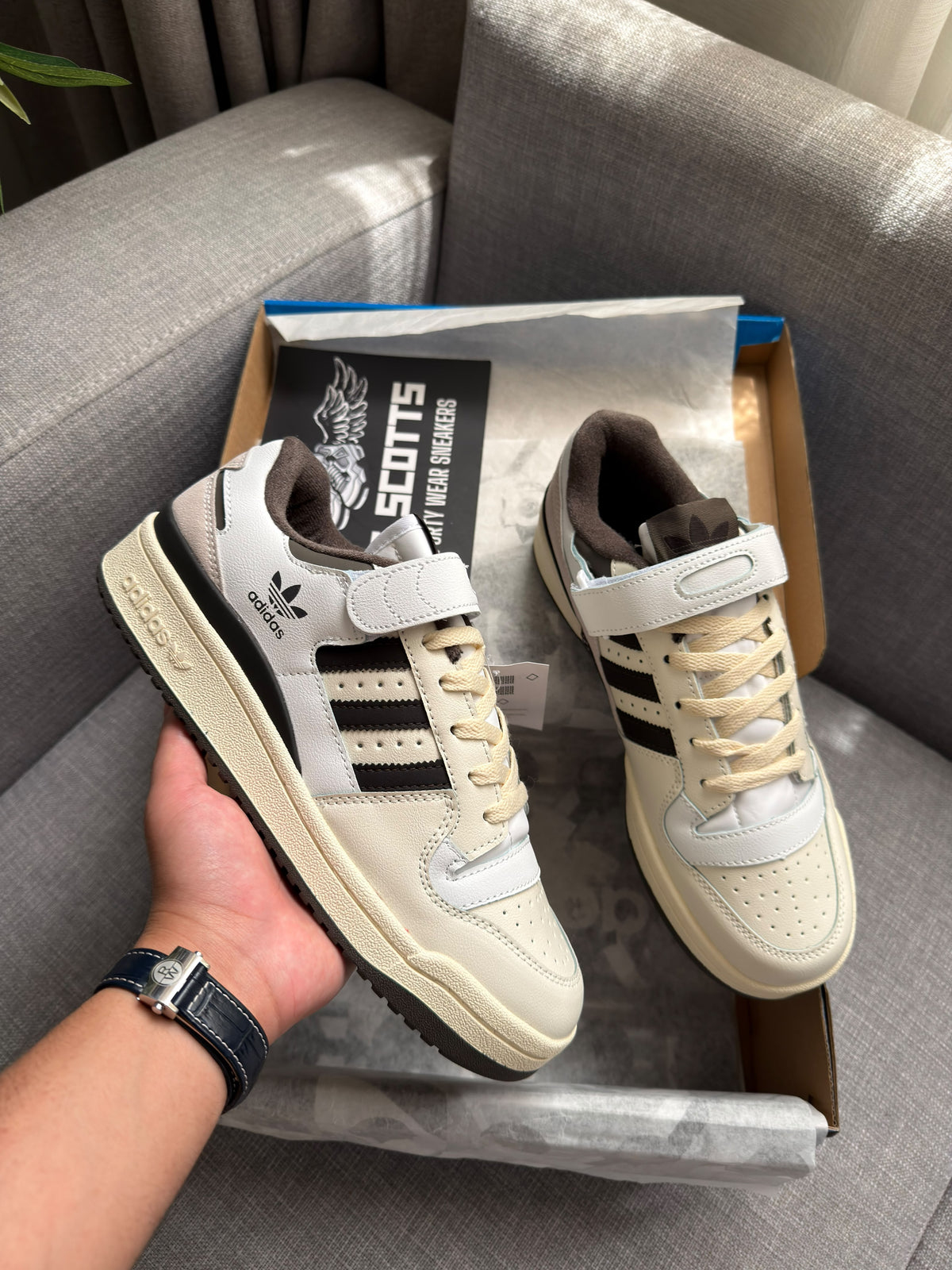 adidas forum in beige brown