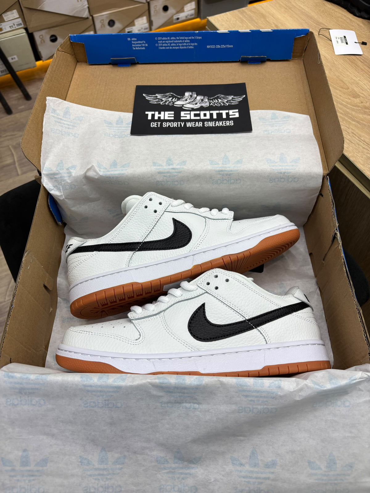 Nike SB Dunk Low "White Gum"