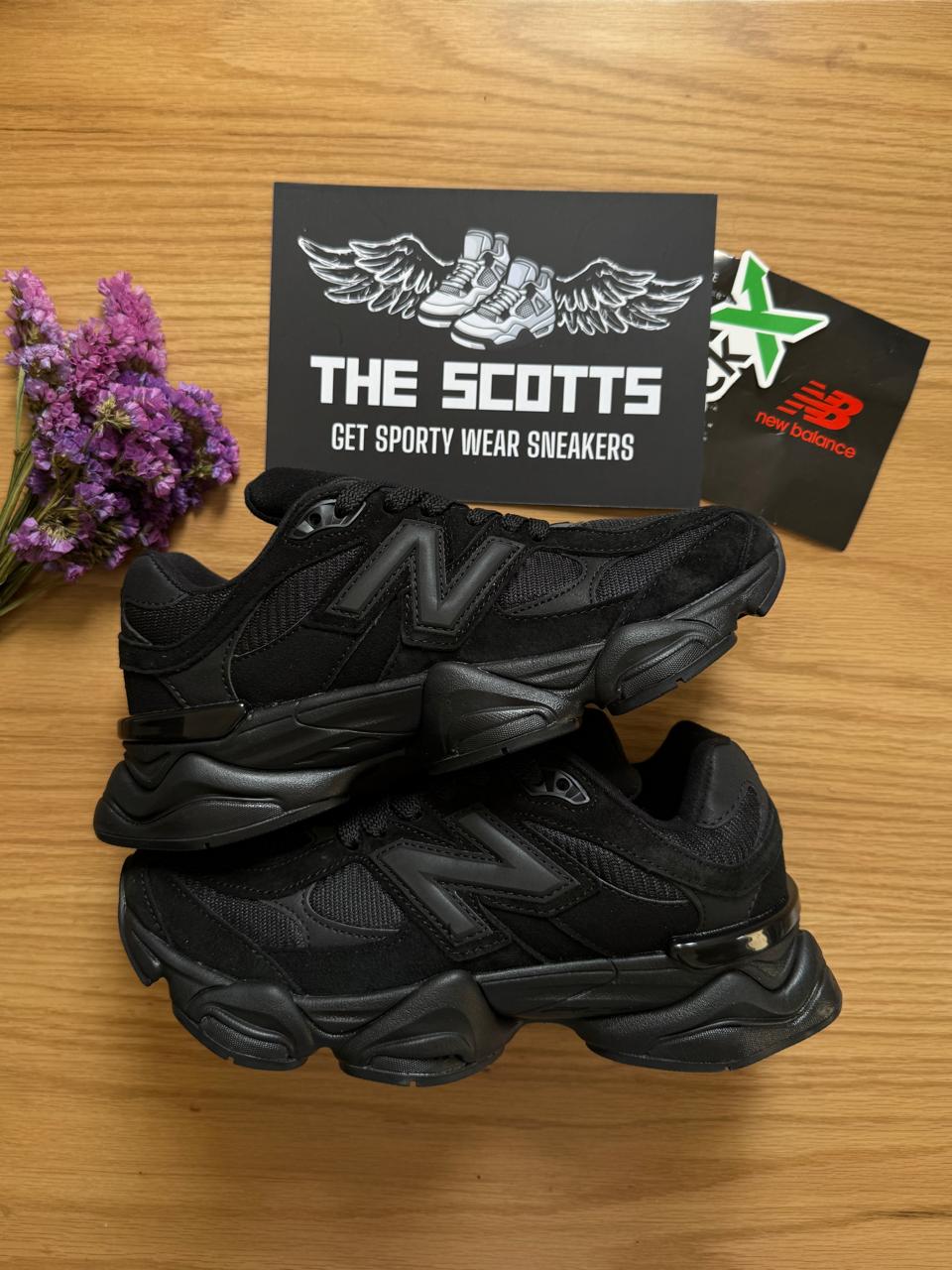 New Balance 9060 Triple Black