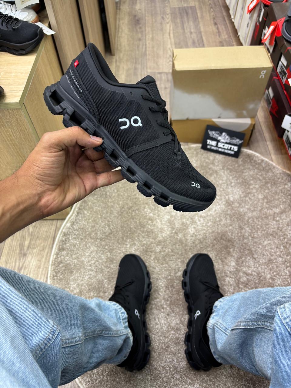 On Cloud X 4 Black
