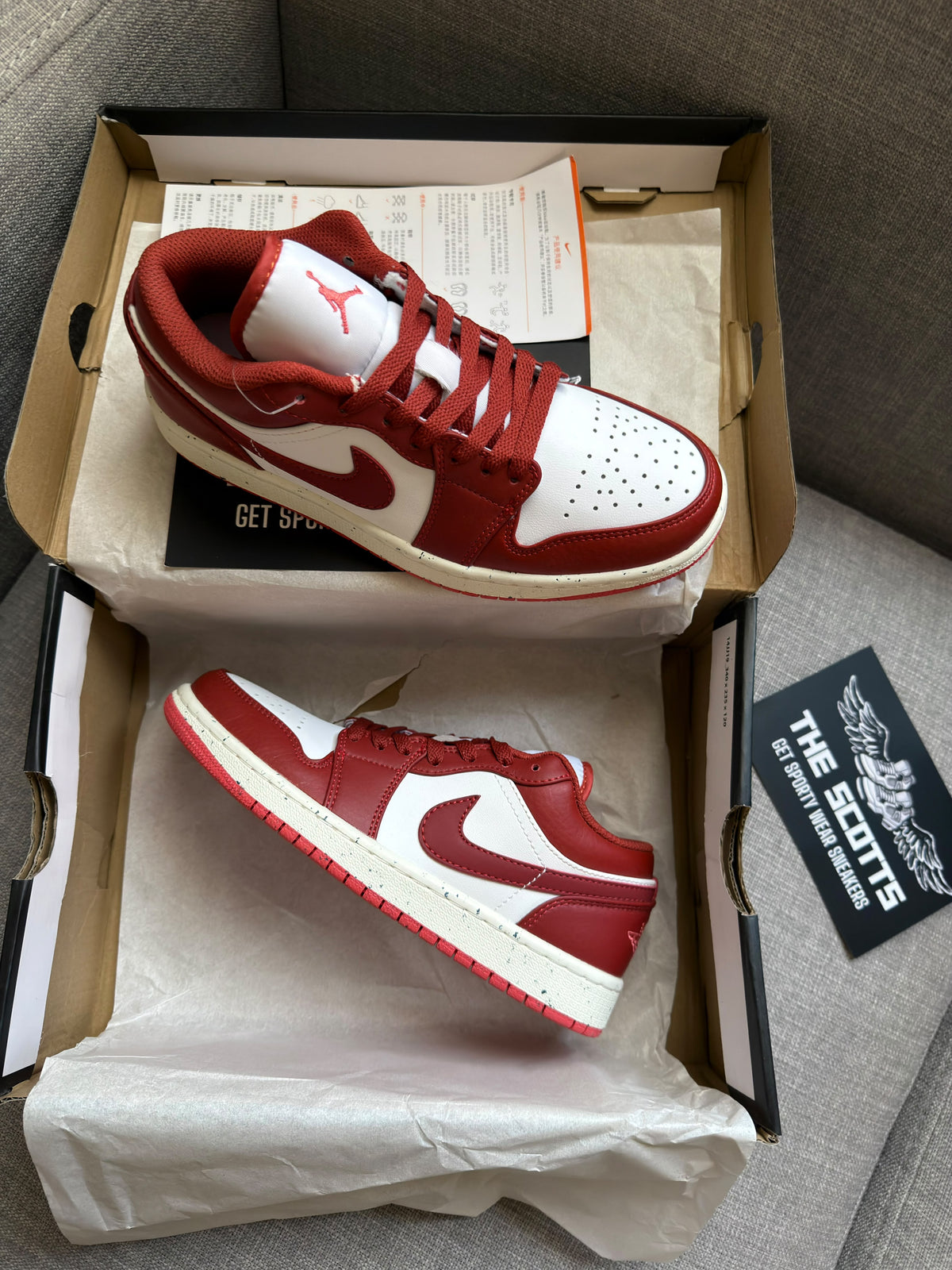 Air Jordan 1 Low SE Dune Red