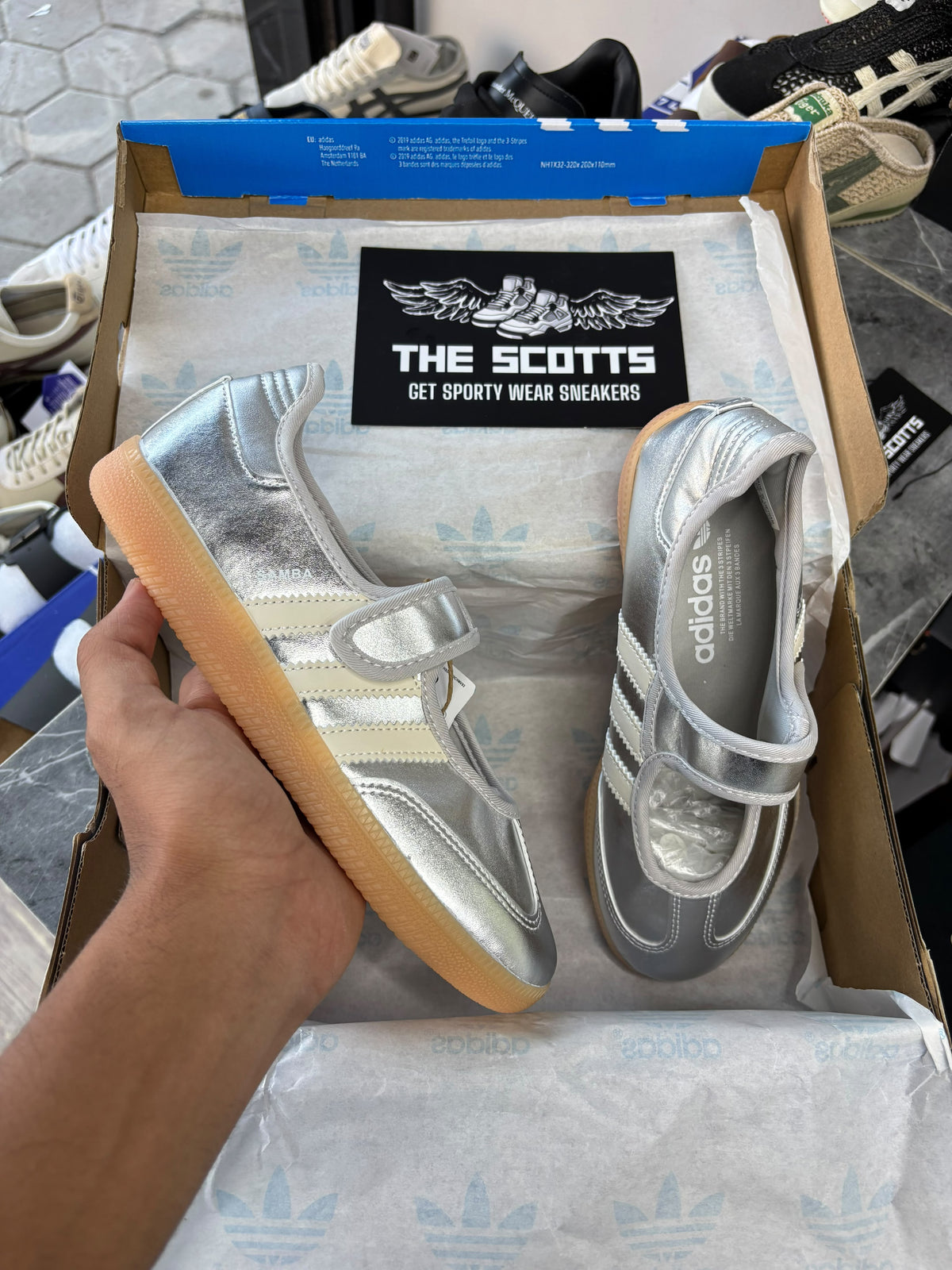 Adidas Samba Jane in silver metallic