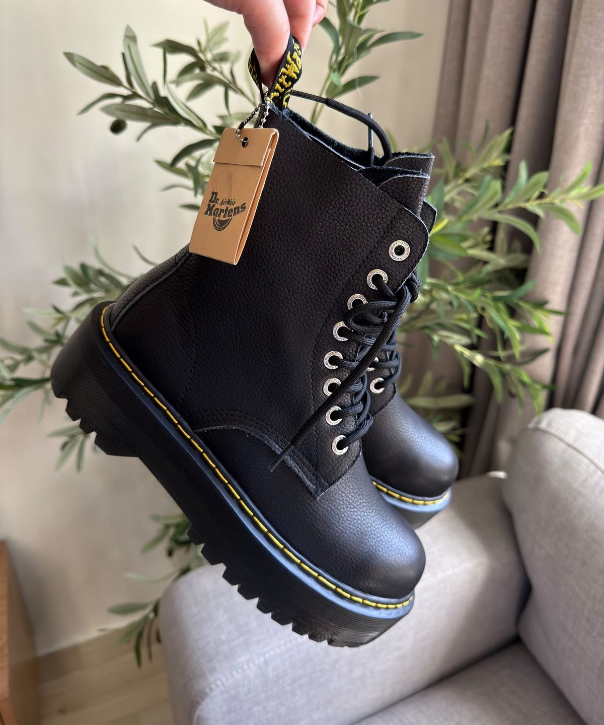 Dr. Martens Jadon III Pisa-leather platform boots