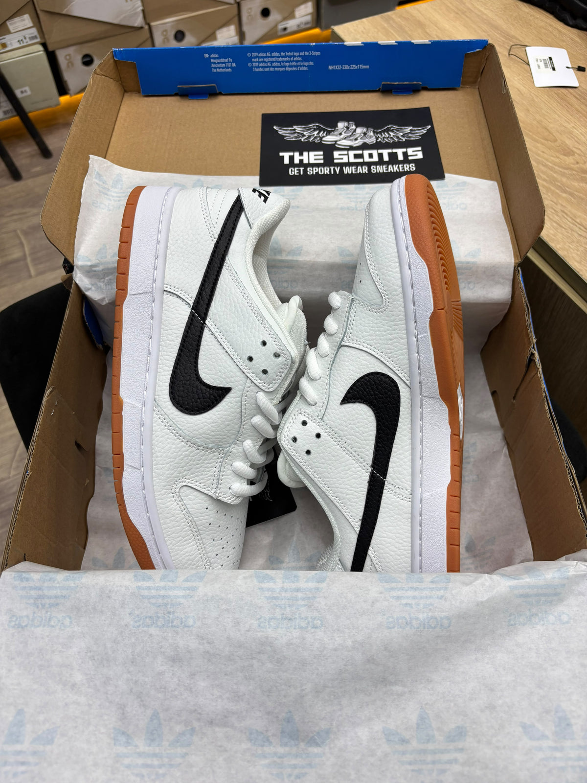 Nike SB Dunk Low "White Gum"