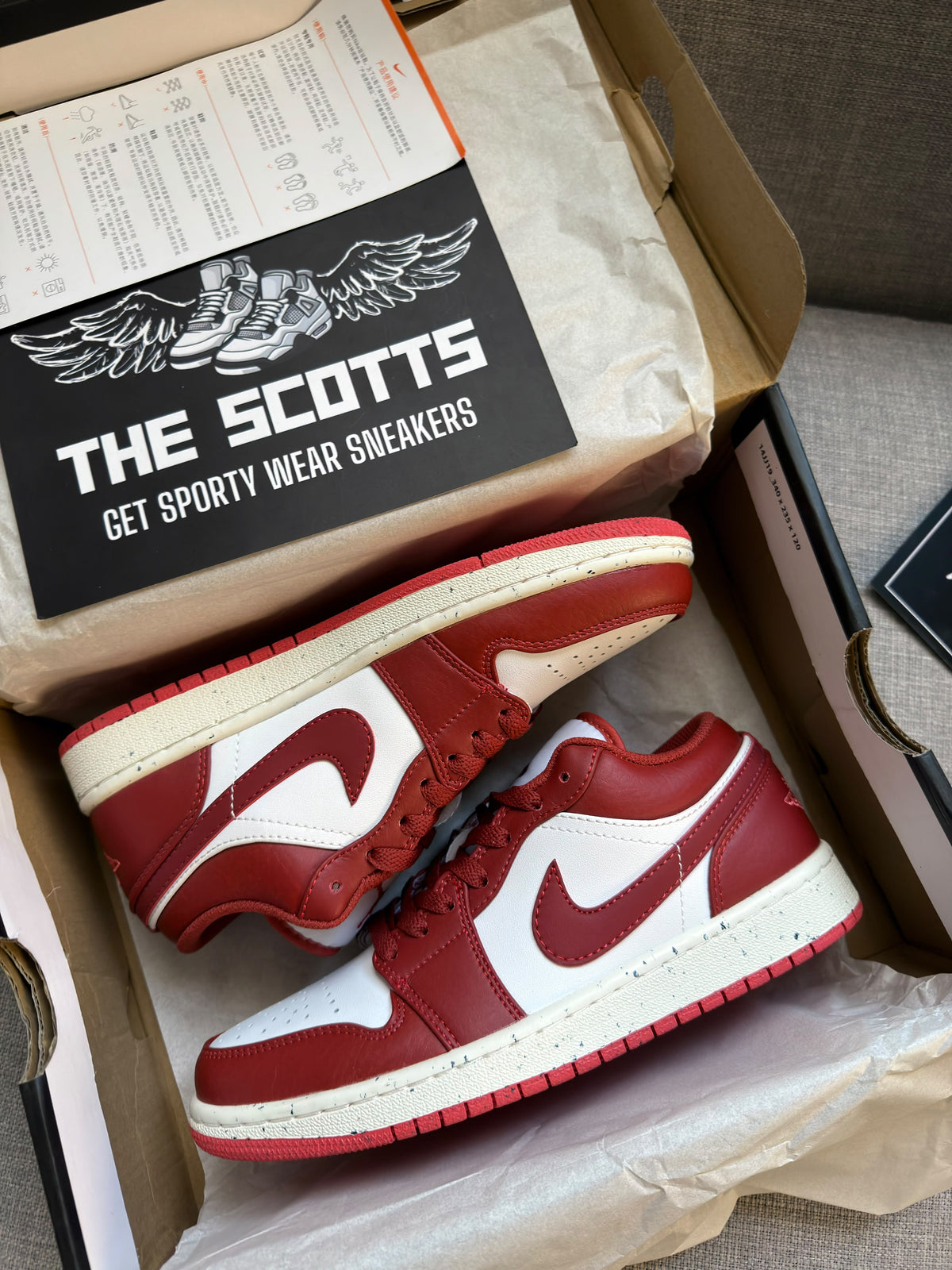 Air Jordan 1 Low SE Dune Red