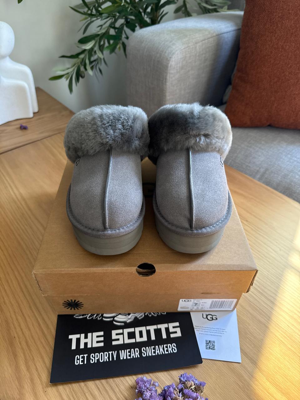 UGG Disquette grey-lined suede