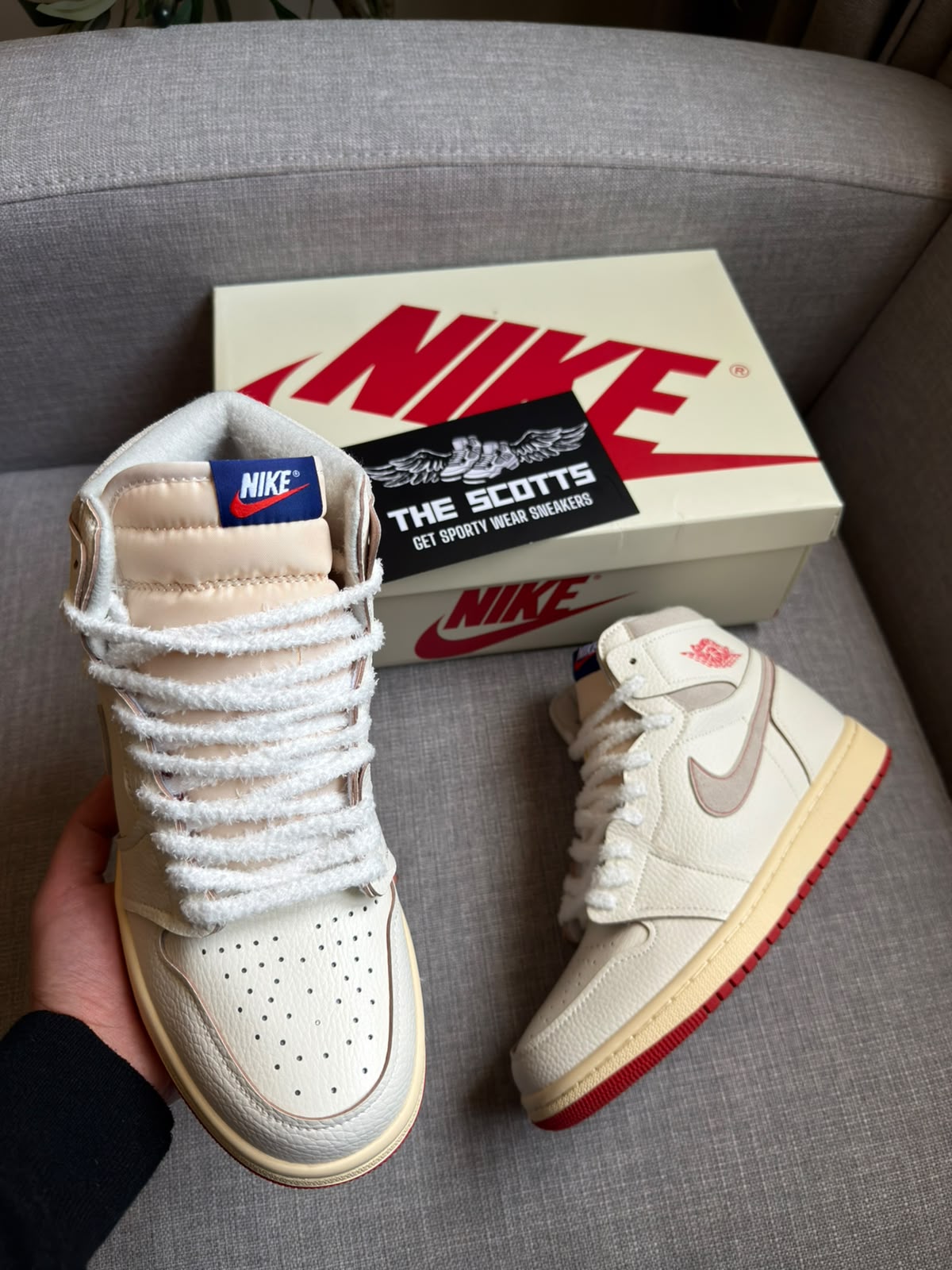 Air Jordan 1 High OG Cinnabar