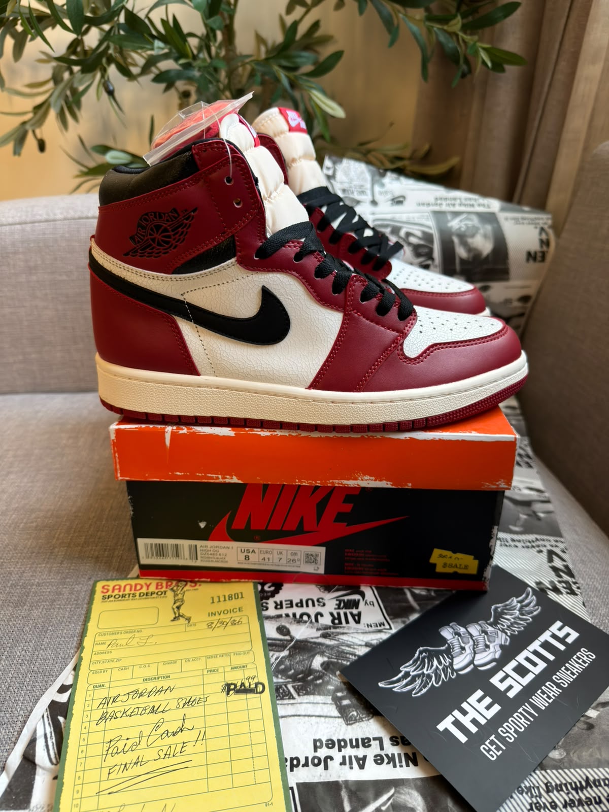 Air Jordan 1 Retro High OG Chicago Lost And Found