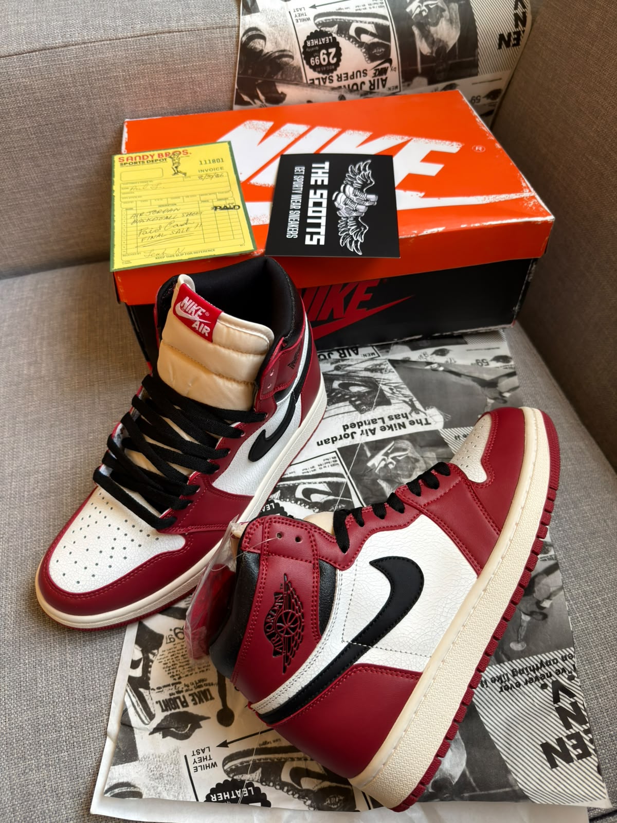 Air Jordan 1 Retro High OG Chicago Lost And Found