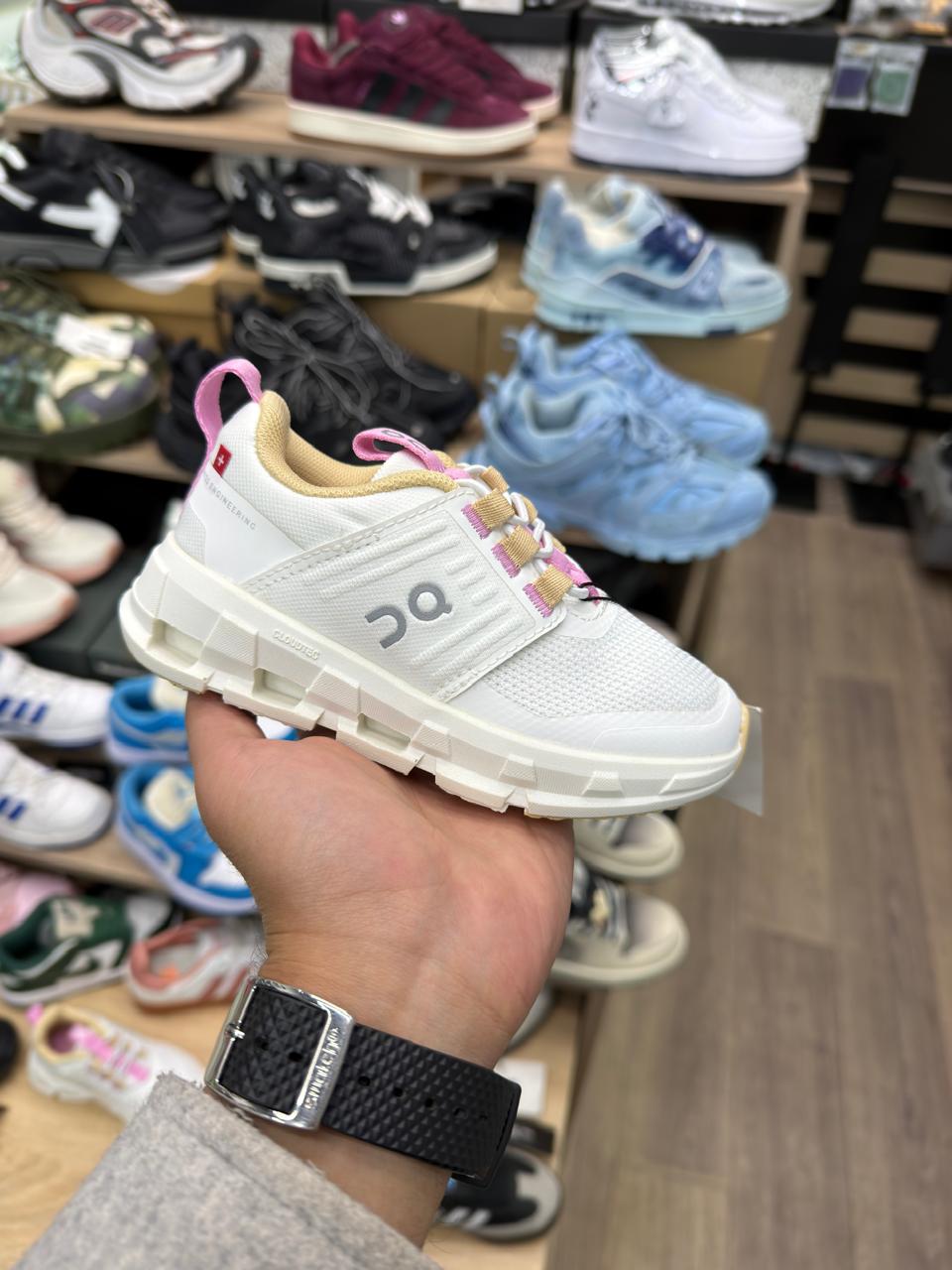 On Running Kids Cloudswift White pink kids size
