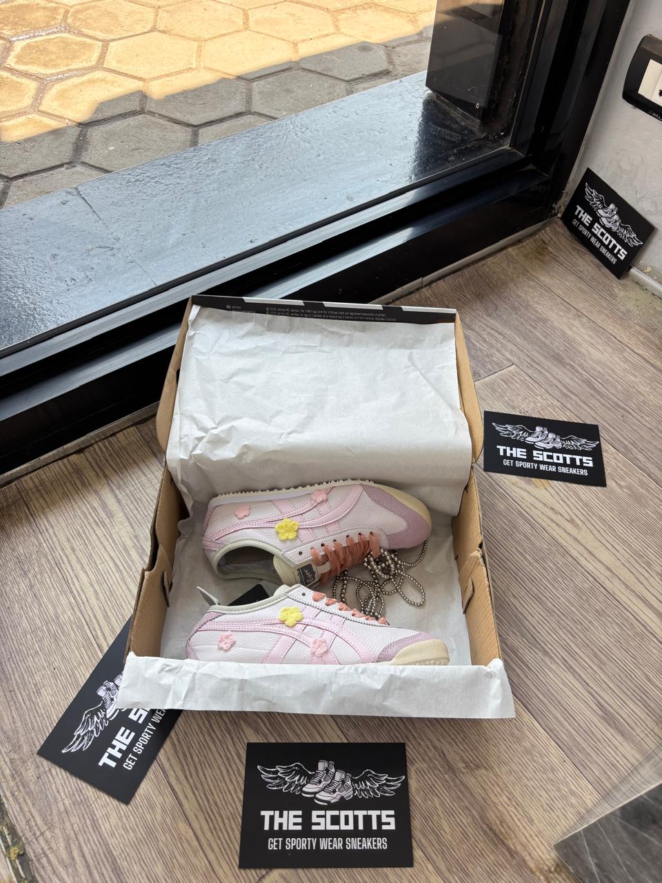 Onitsuka Tiger Mexico 66 pink floral charms silver-tone ball chain